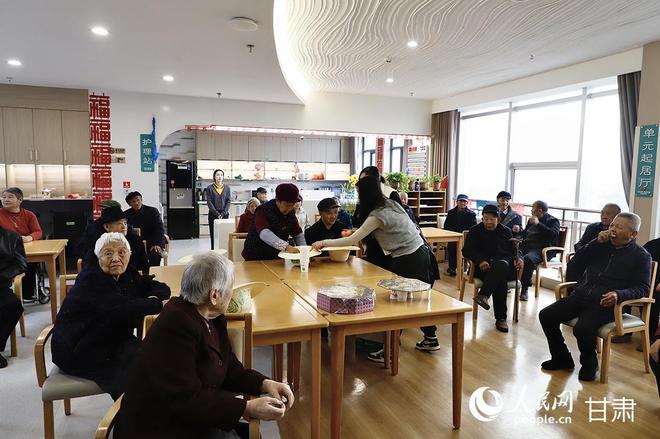 甘肅定西:“醫康養”融合讓老年生活更有溫度(圖2)